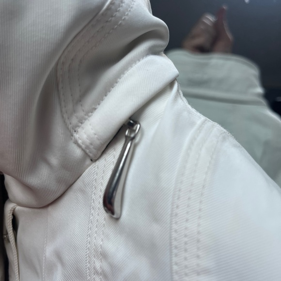 Vintage MARKER White Ski Jacket with High Collar and Fitted Silhouette - Picture 7 of 12